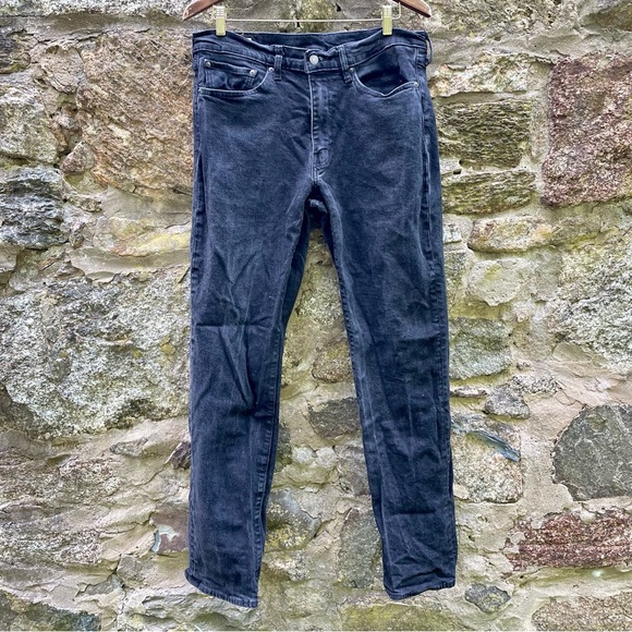 Levi’s 514 Black Denim Jeans - Picture 1 of 7